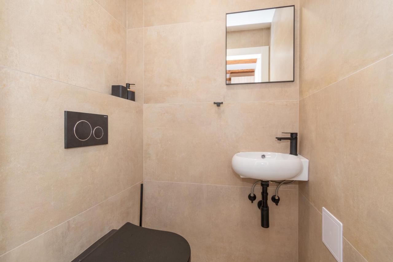 Ivka Makarska - Modern And Luxurious Oldtown Apartament Eksteriør billede